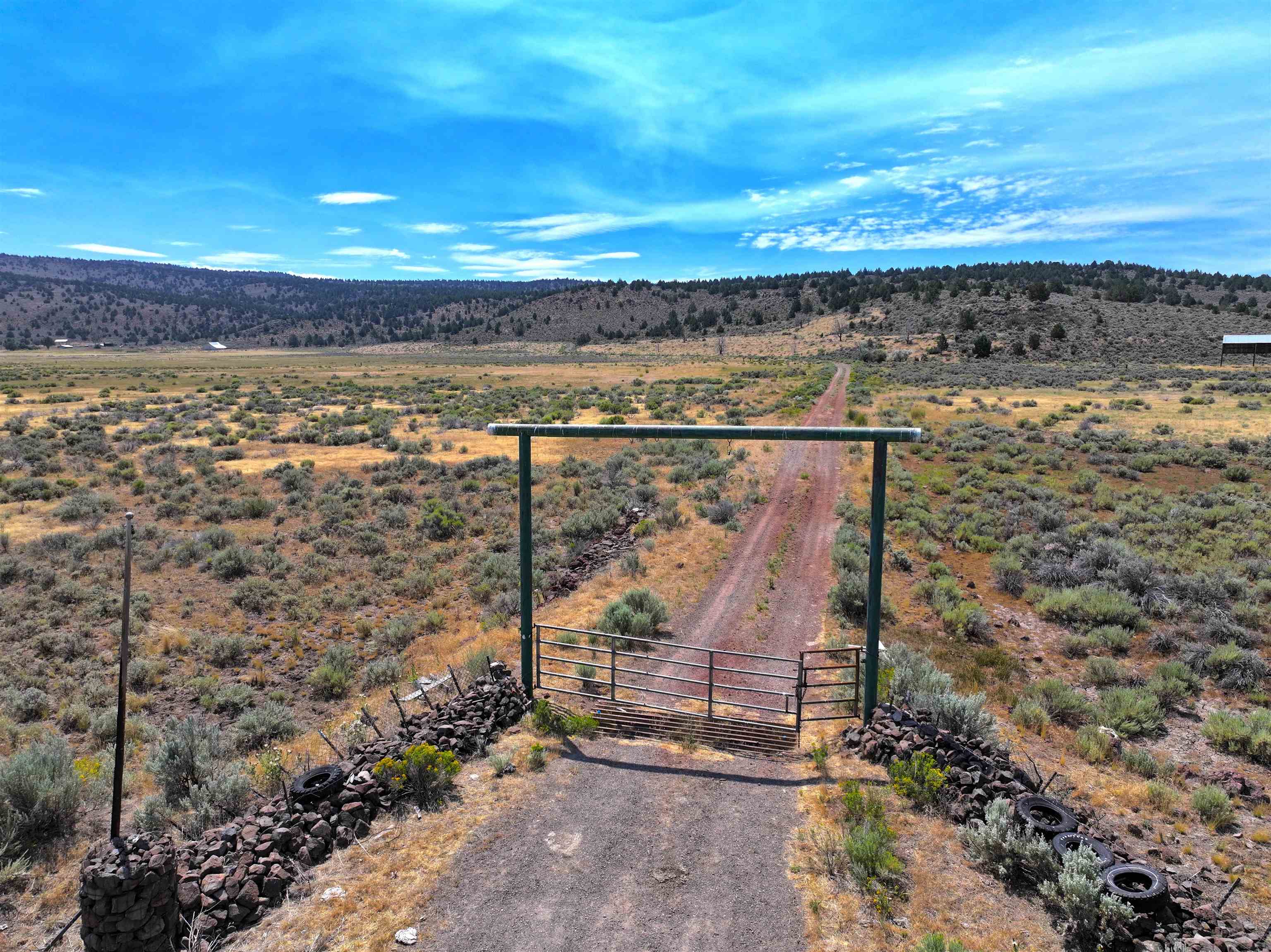 705 200 Highway 395, Termo, CA, 96132