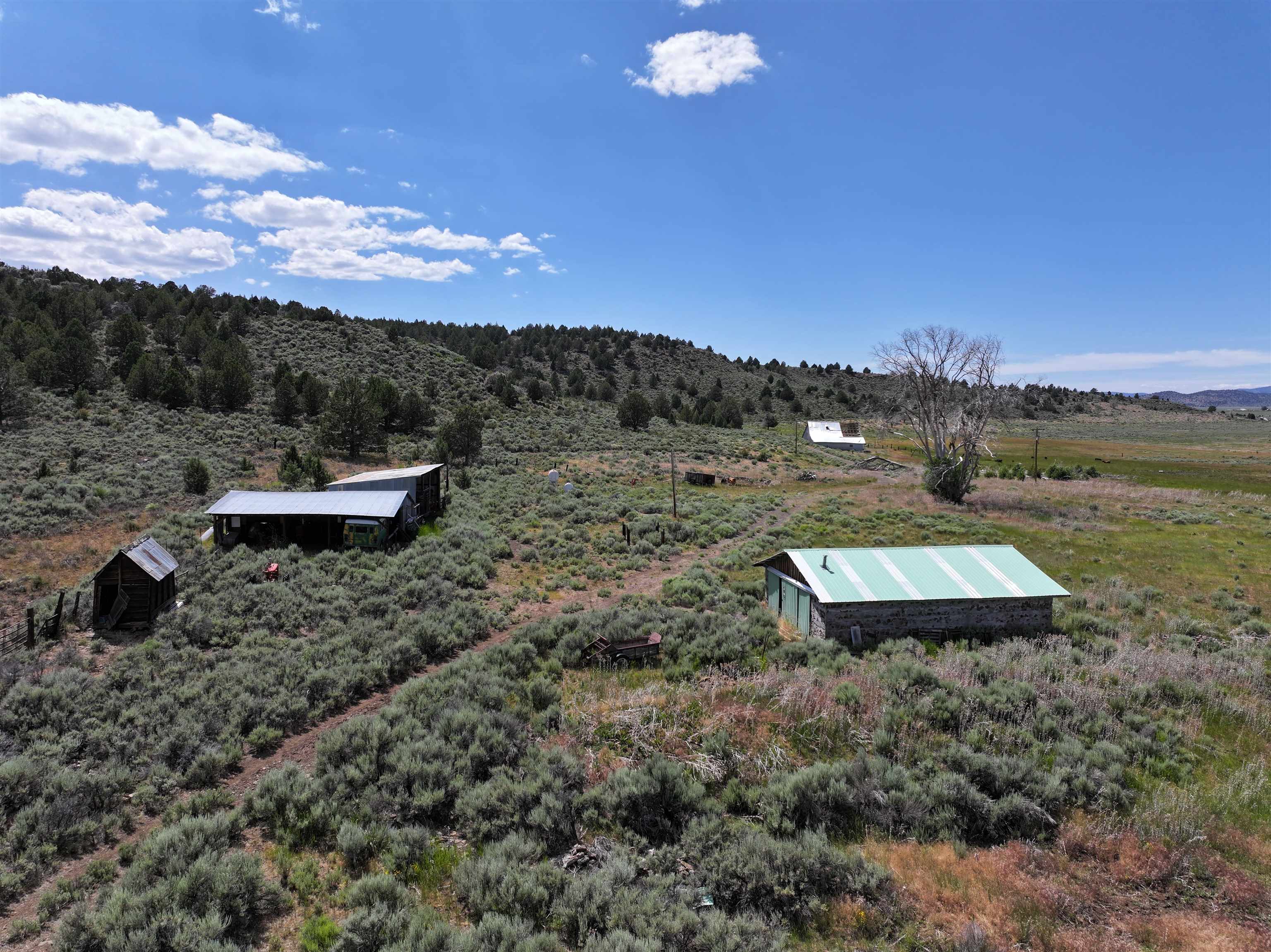 705 200 Highway 395, Termo, CA, 96132