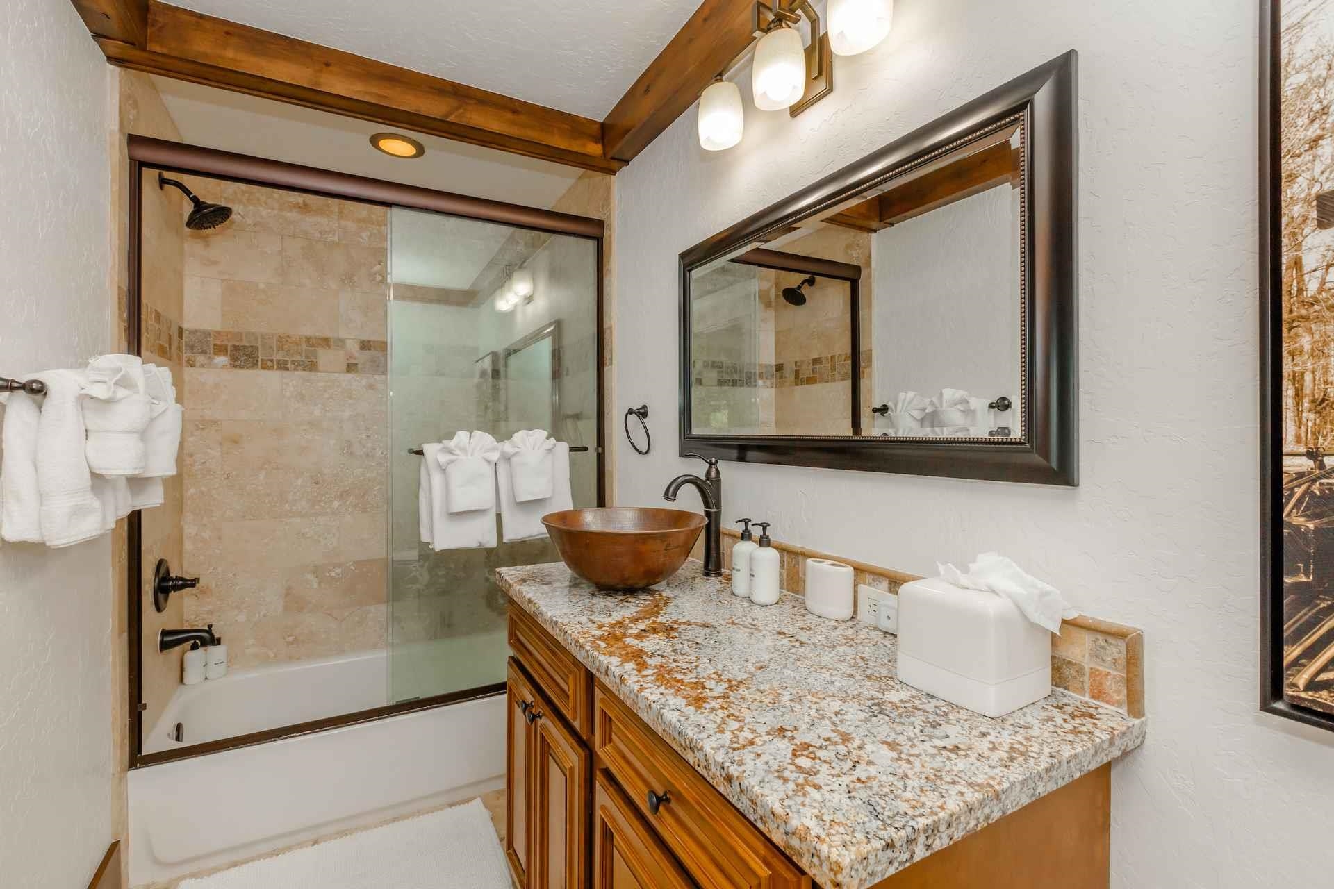 495 Lakeridge Court, Tahoma, CA, 96142