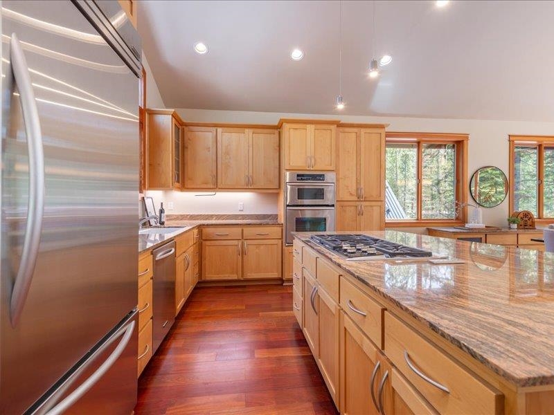 6455 Cascade Drive