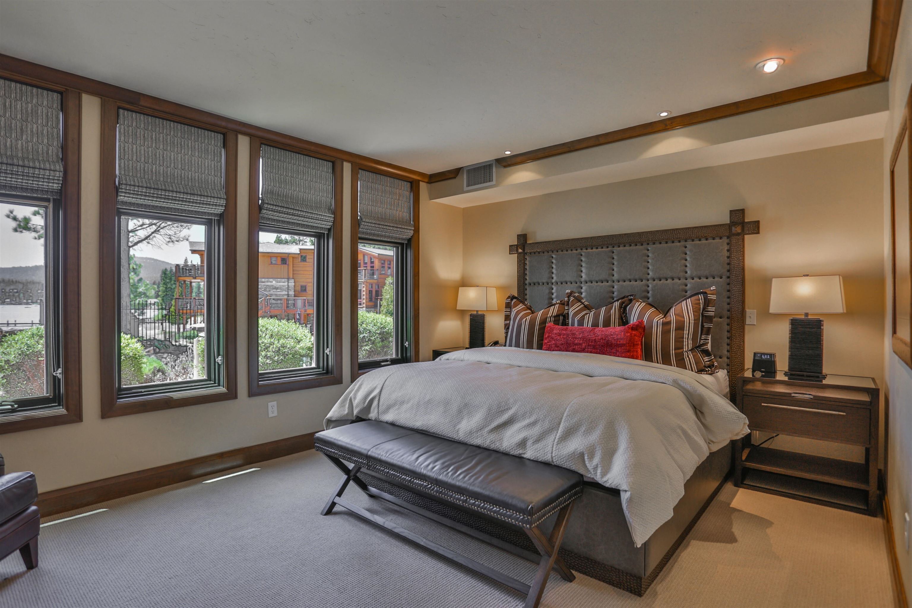 6750 N North Lake Boulevard #3C