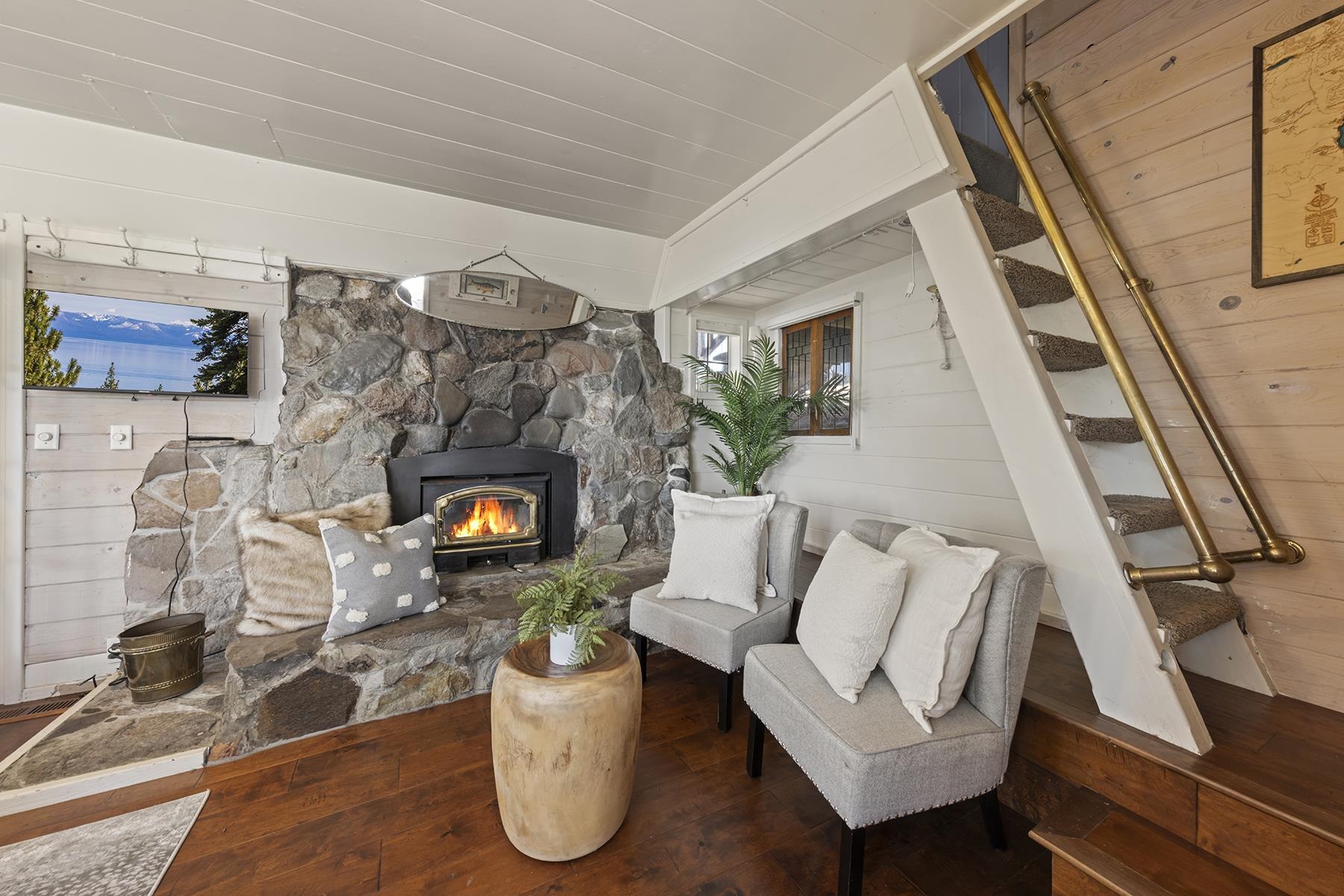 4282 Old Mountain Road