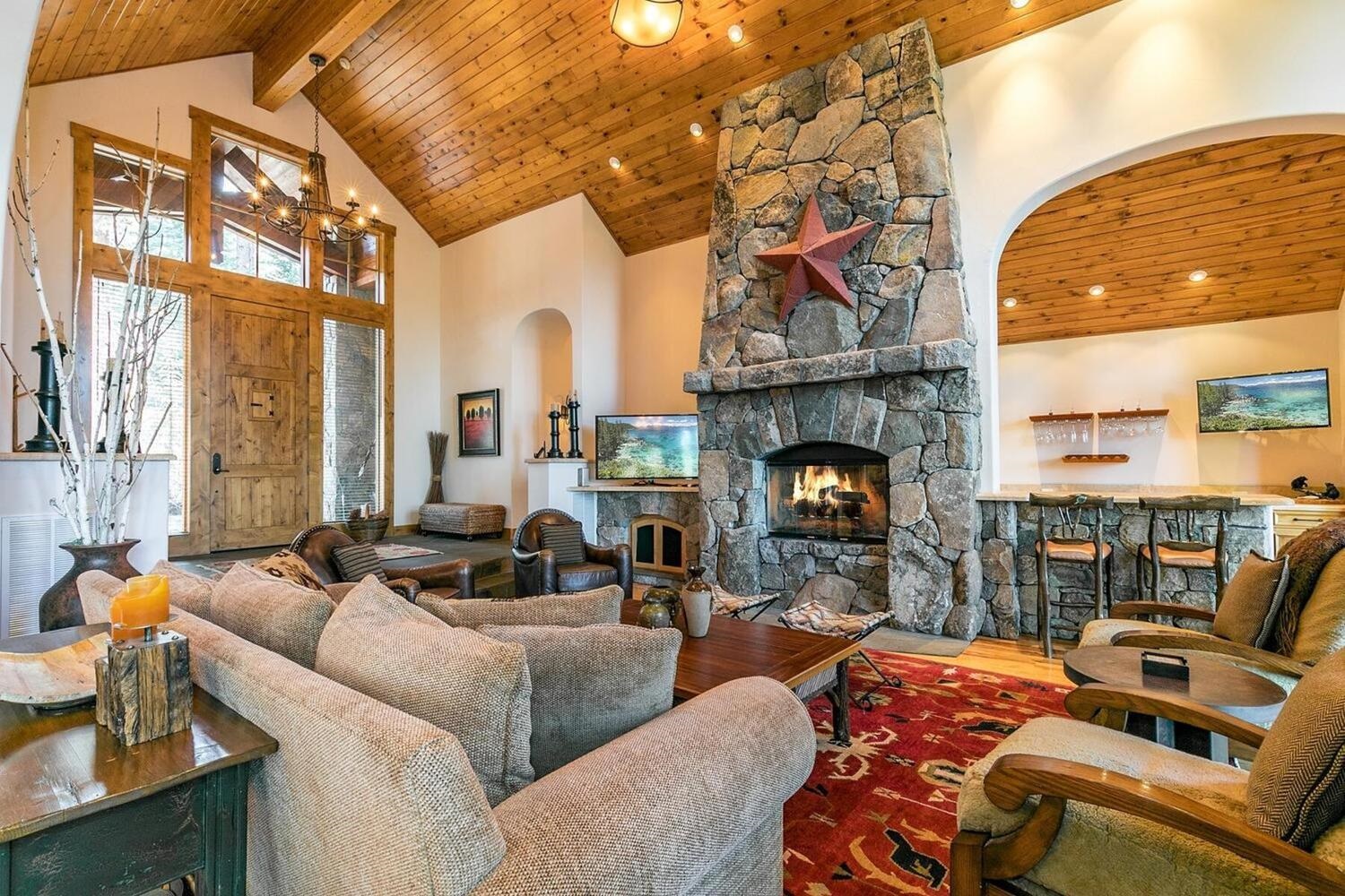 2203 Silver Fox Court #New Year's Week - Share 6