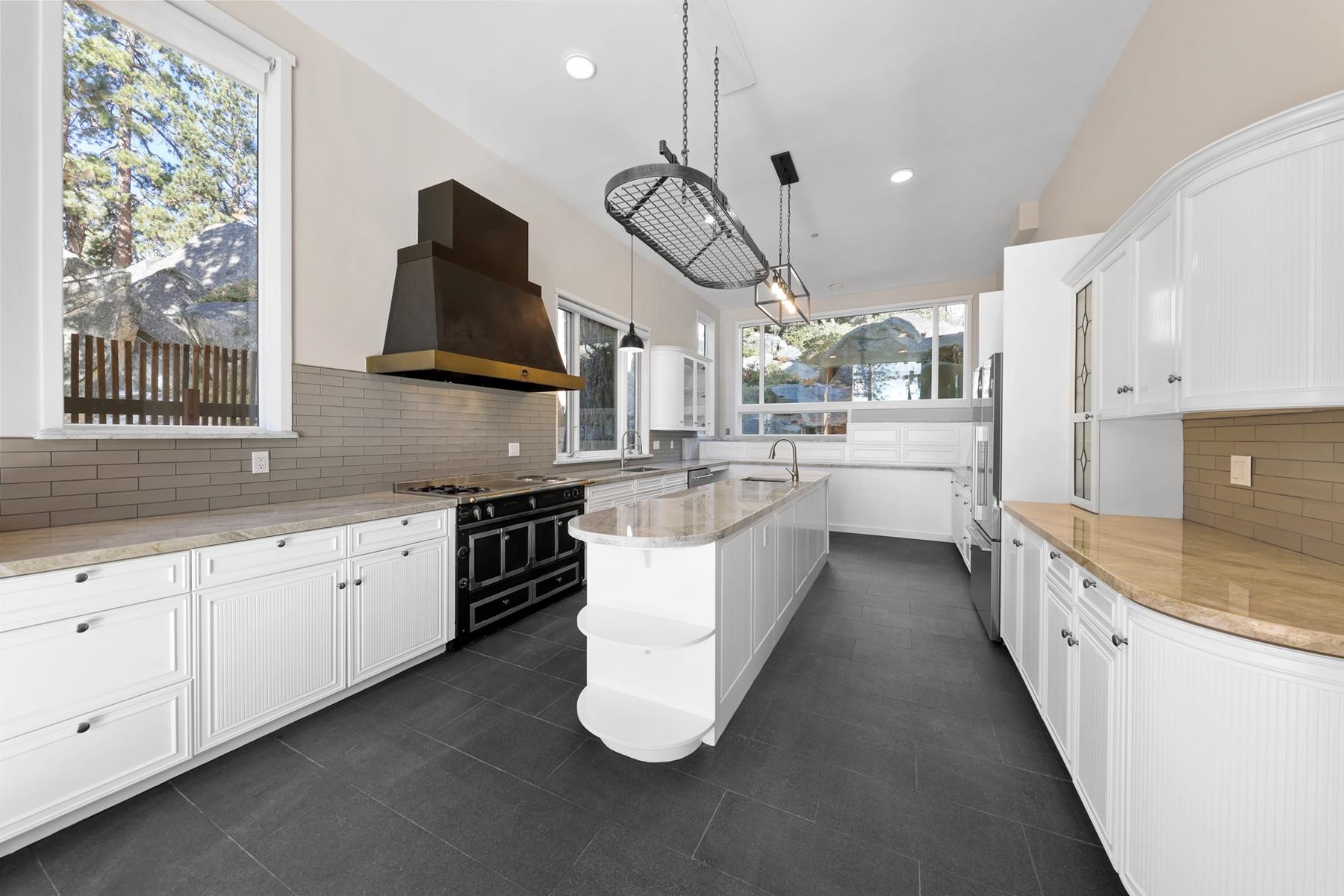 77 Speedboat Avenue, Brockway, CA, 96143