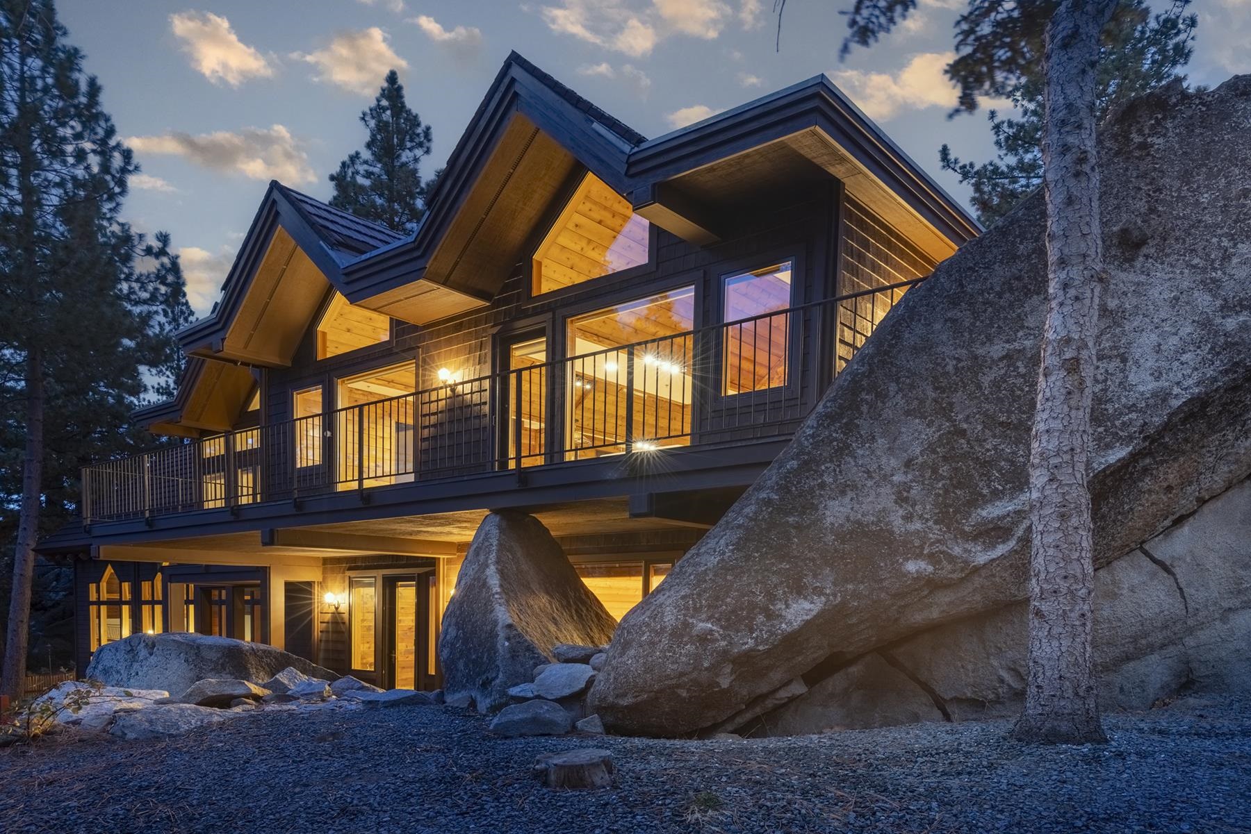 77 Speedboat Avenue, Brockway, CA, 96143