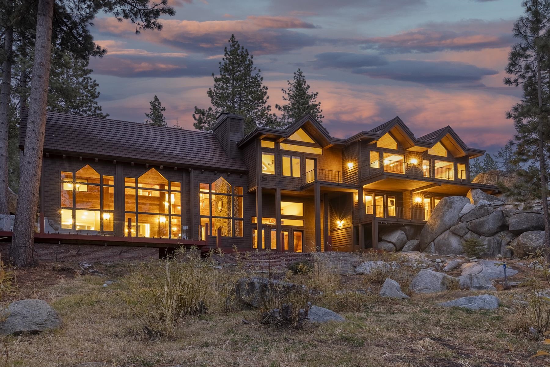 77 Speedboat Avenue, Brockway, CA, 96143