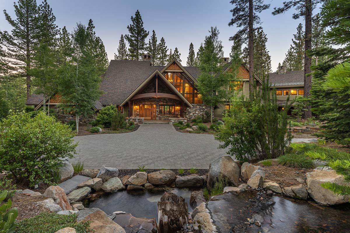 8133 Valhalla Drive, Truckee, CA, 96161