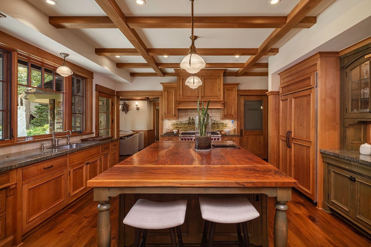 8133 Valhalla Drive, Truckee, CA, 96161