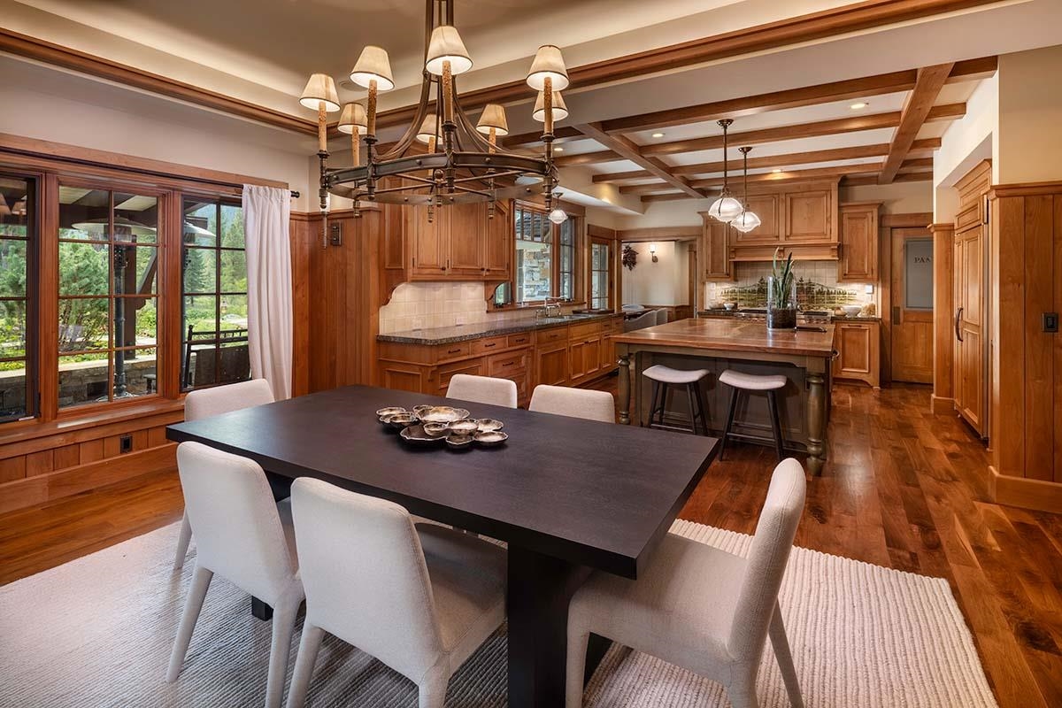 8133 Valhalla Drive, Truckee, CA, 96161