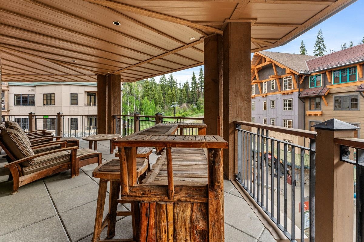 8001 Northstar Drive UNIT 414 - Feb. Wk. 2 Share 7, Truckee, CA, 96161