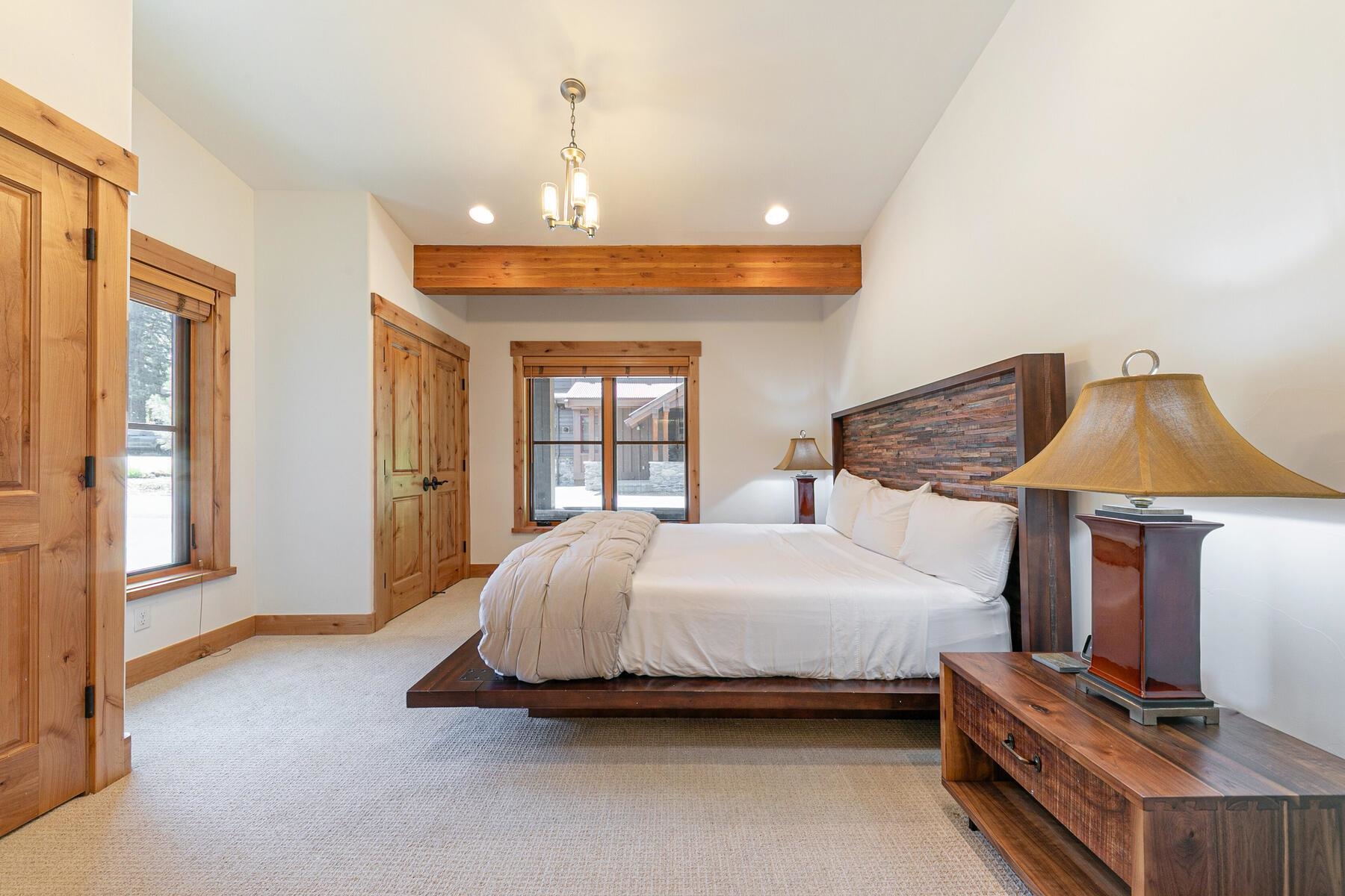 10136 Sagebrush Court, Truckee, CA, 96161