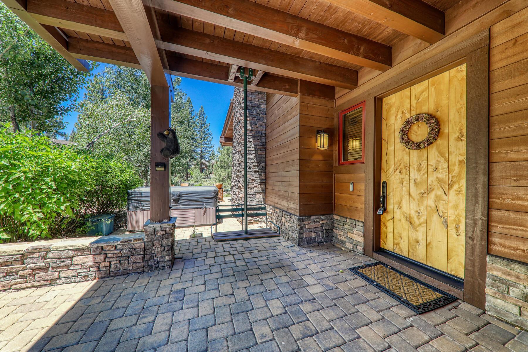 10136 Sagebrush Court, Truckee, CA, 96161