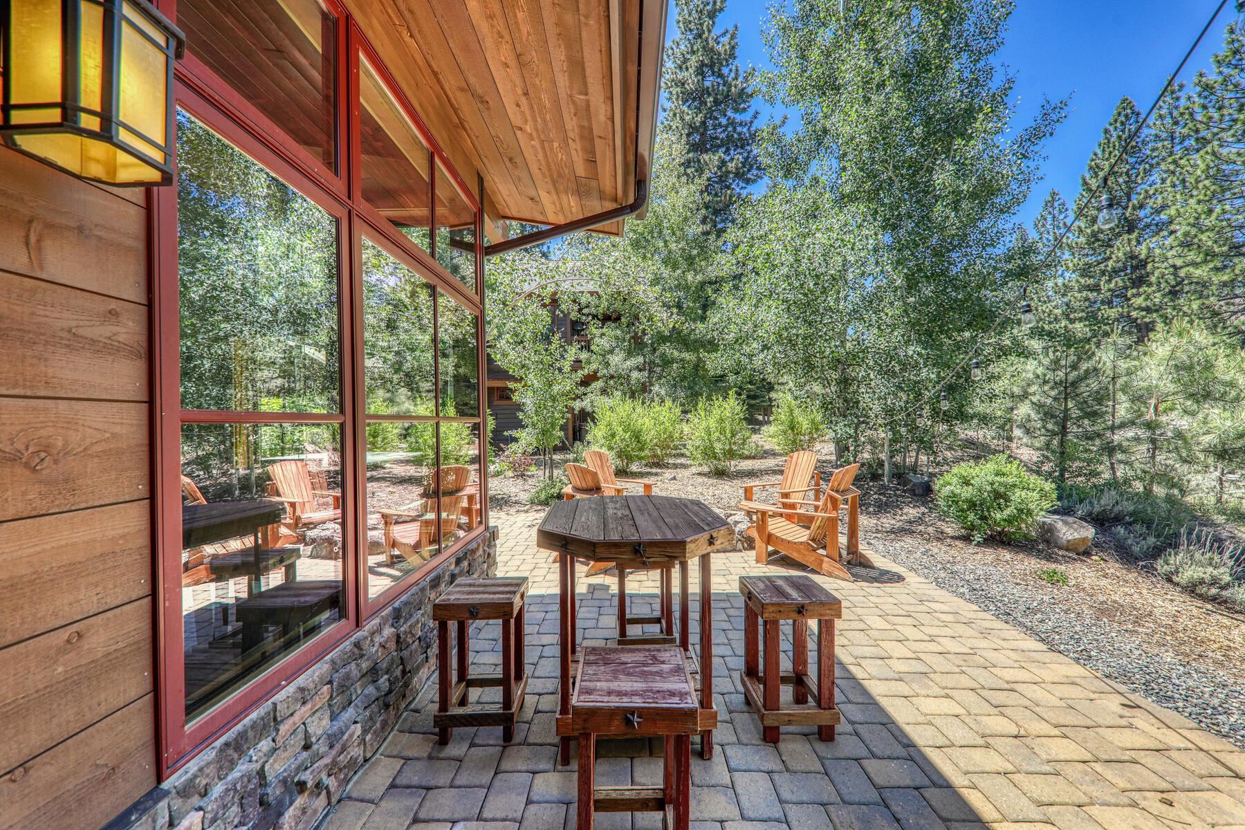 10136 Sagebrush Court