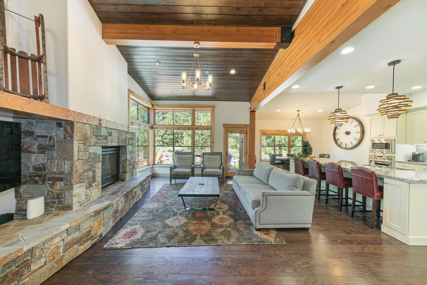 10136 Sagebrush Court