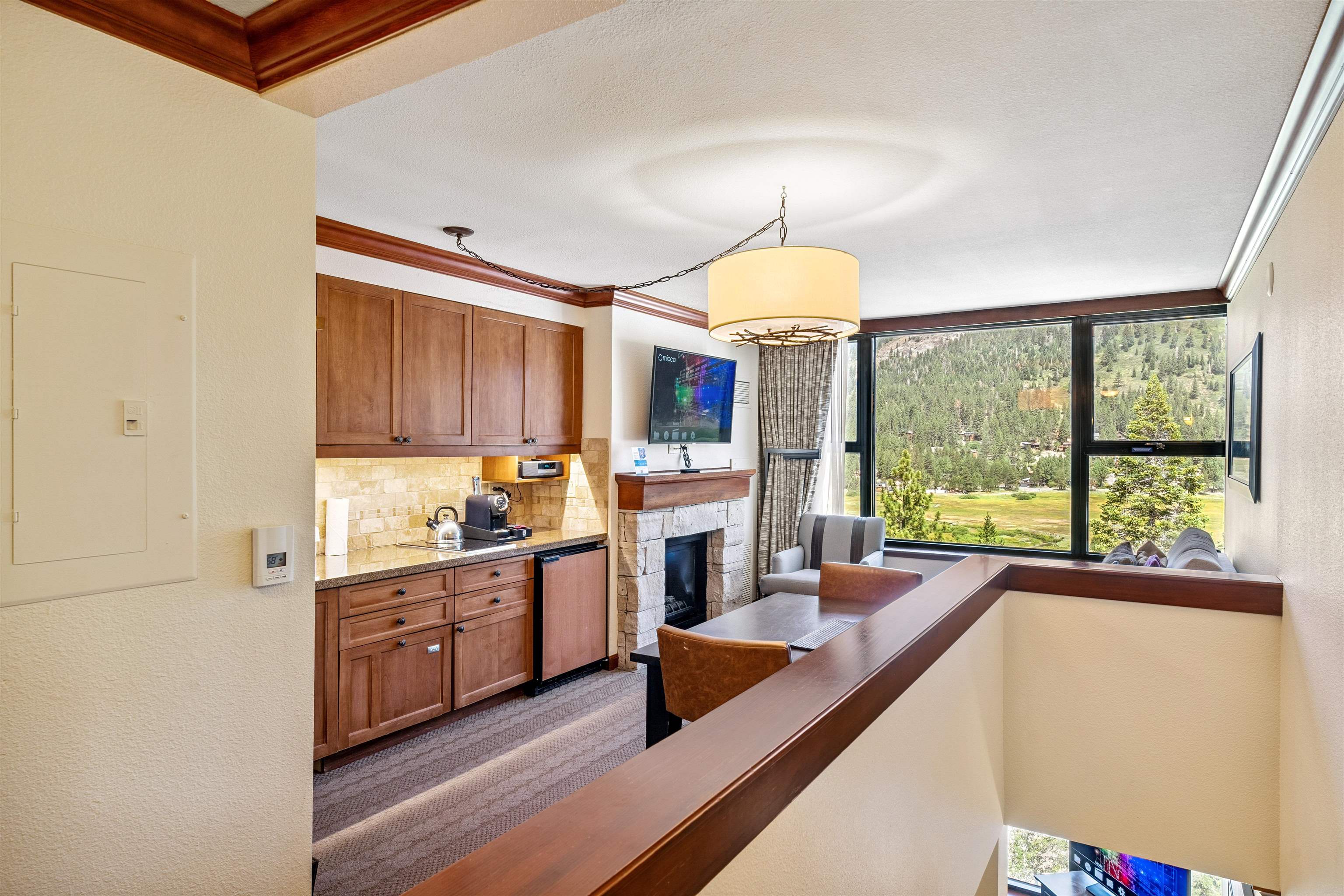 400 + Resort Road #932