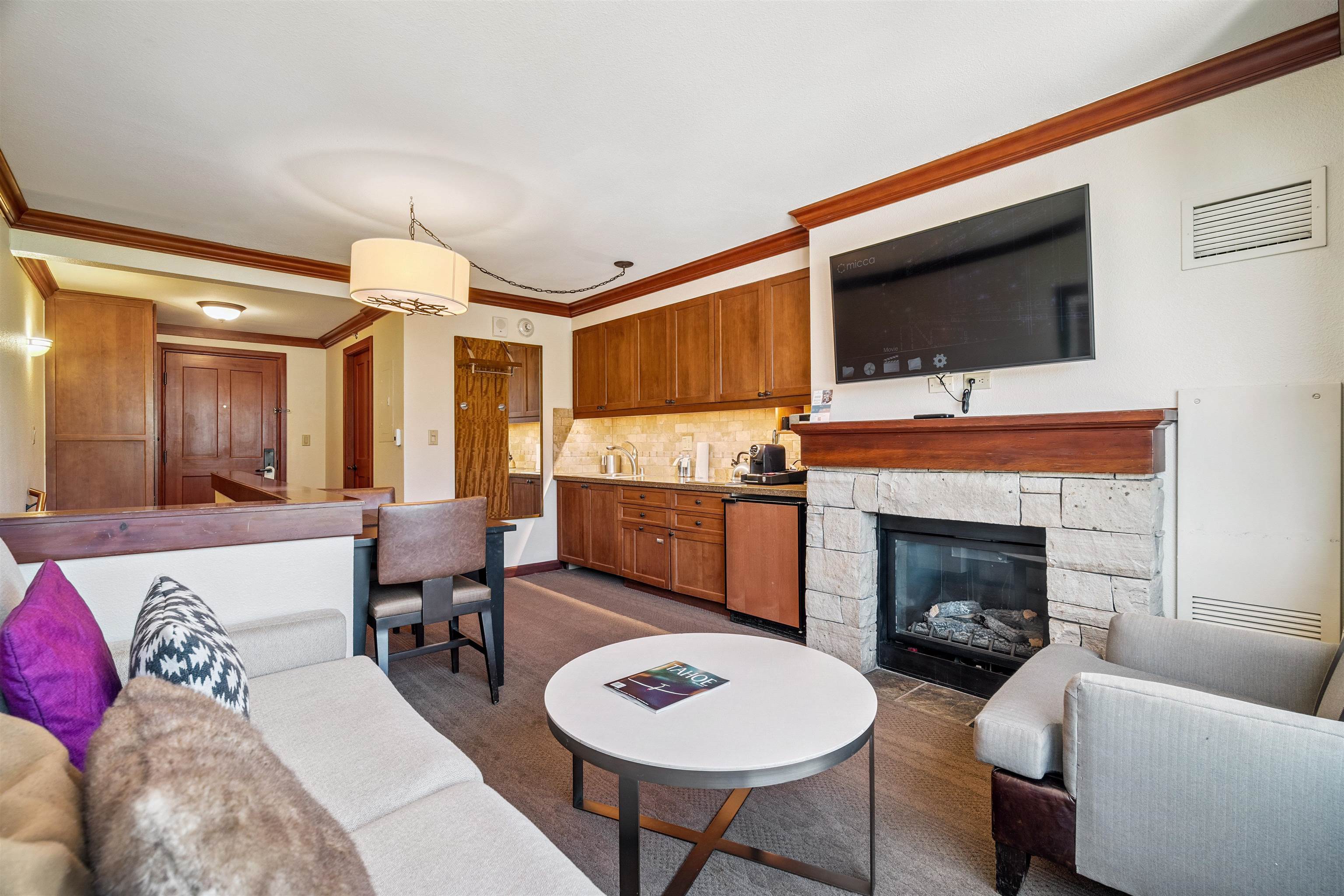 400 + Resort Road #932