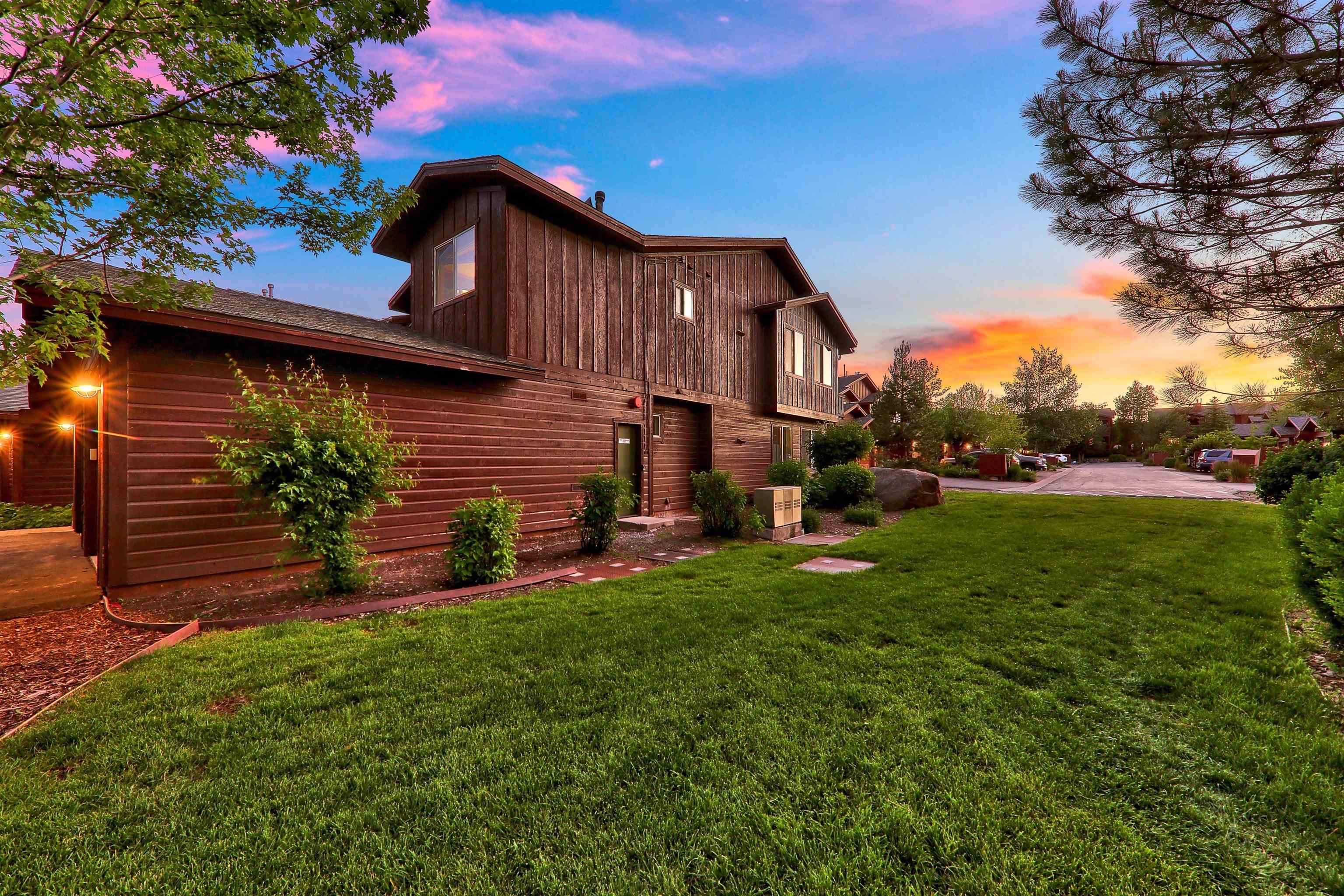 10592 Boulders Road #8