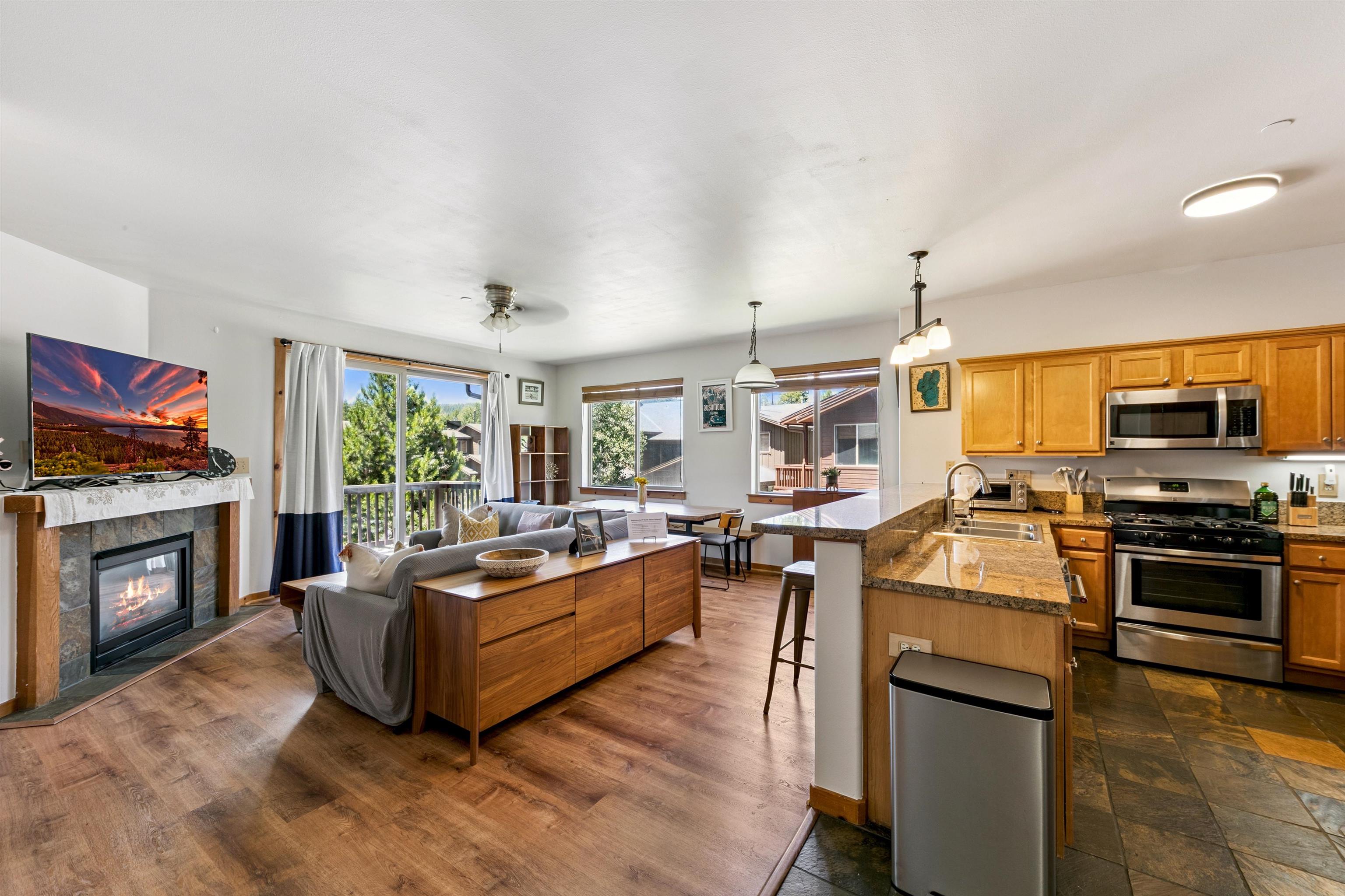 10592 Boulders Road #8