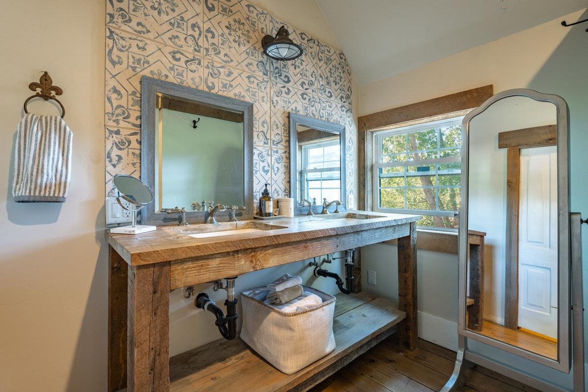 200 Main Street, Sierraville, CA, 96126-0112