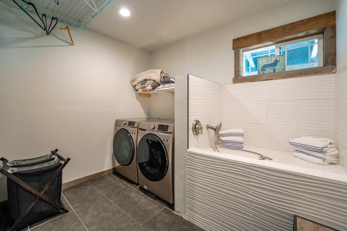 200 Main Street, Sierraville, CA, 96126-0112
