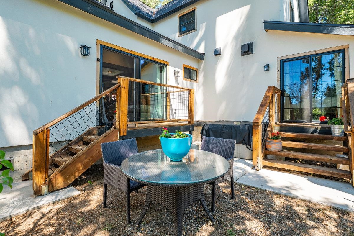 200 Main Street, Sierraville, CA, 96126-0112