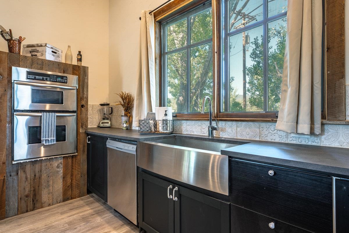 200 Main Street, Sierraville, CA, 96126-0112