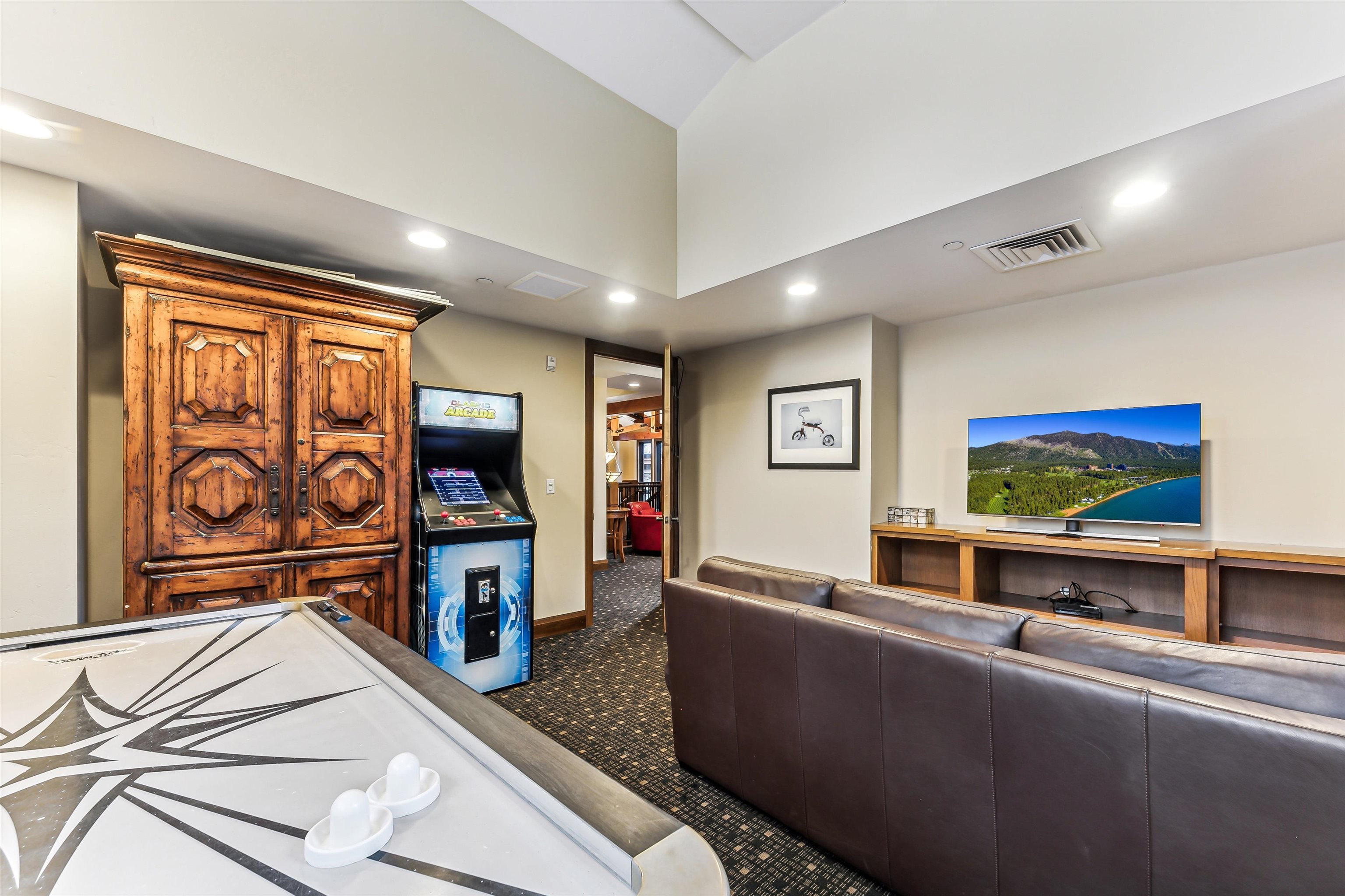 6750 North Lake Boulevard UNIT 6A, Tahoe Vista, CA, 96148