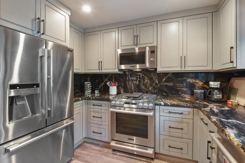 1163 Statford Way, Tahoe Vista, CA, 96148-9804