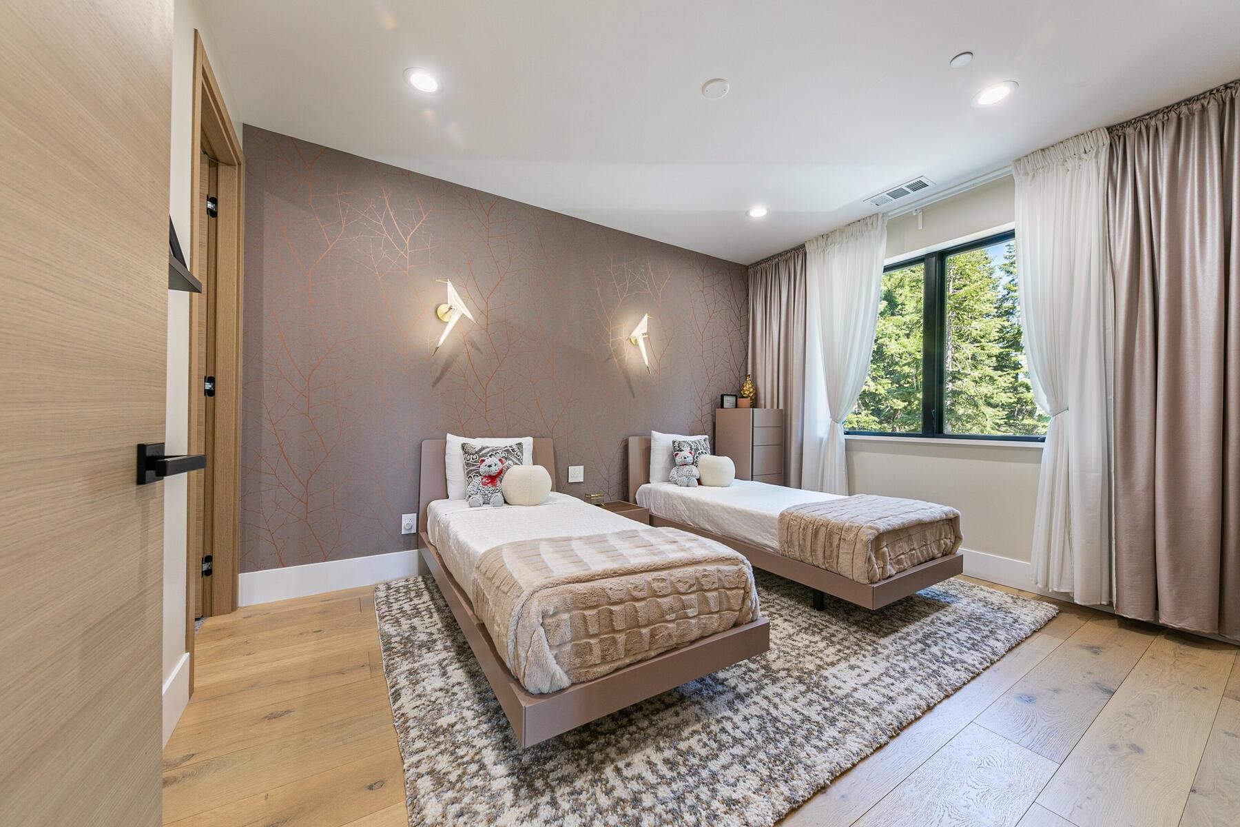 9287 Brae Road, Truckee, CA, 96161