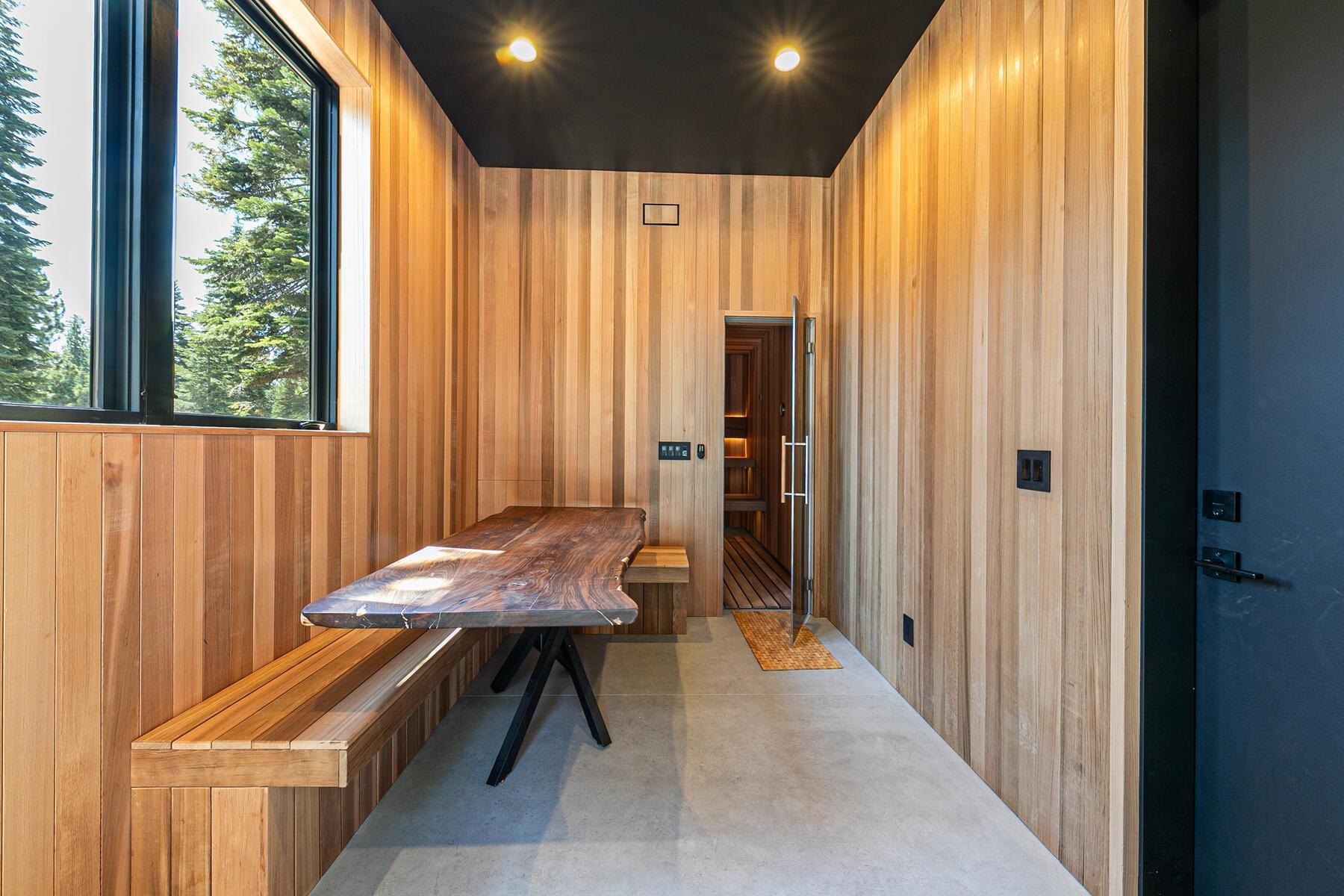 9287 Brae Road, Truckee, CA, 96161