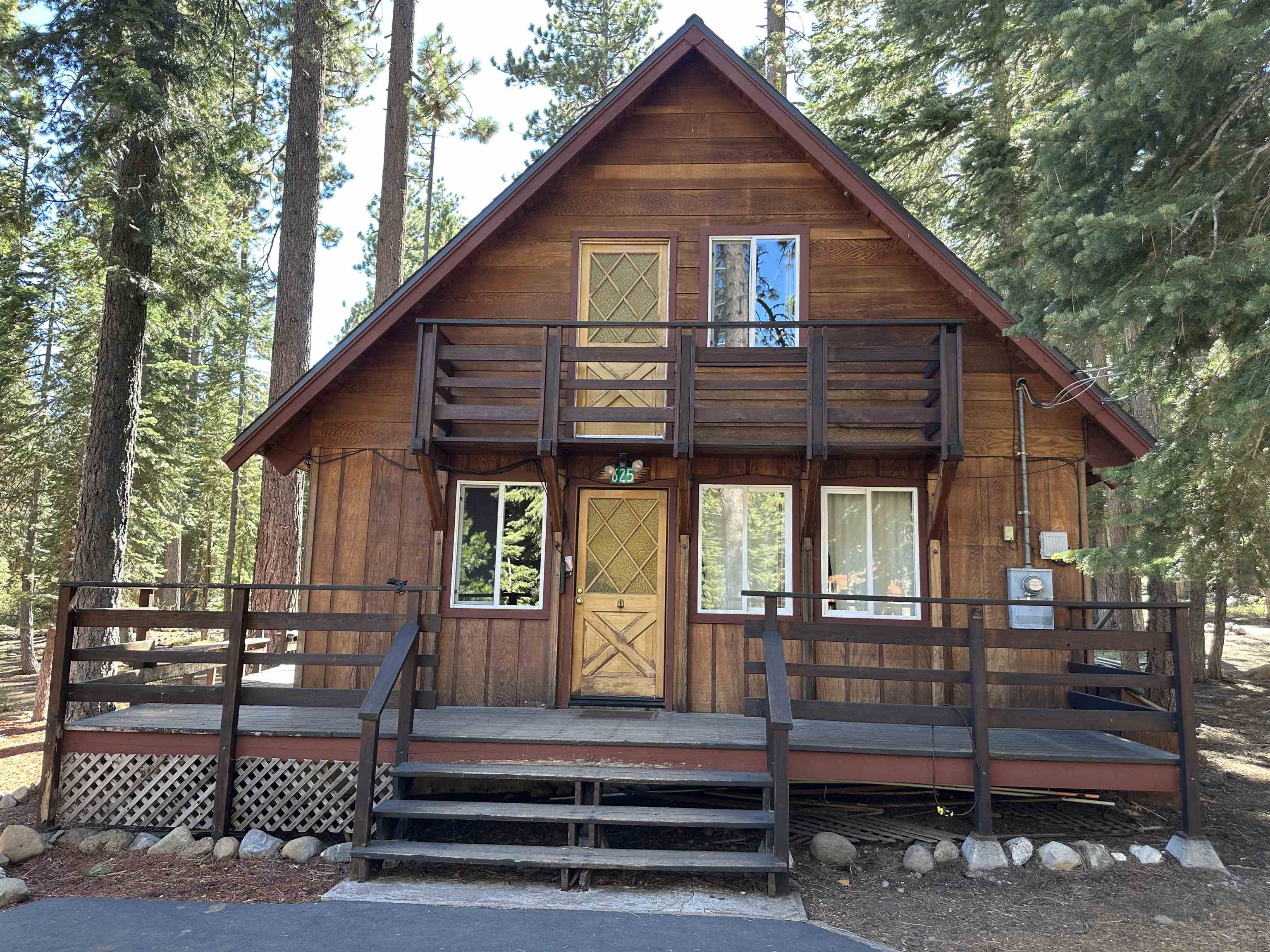 625 Twin Peaks Drive