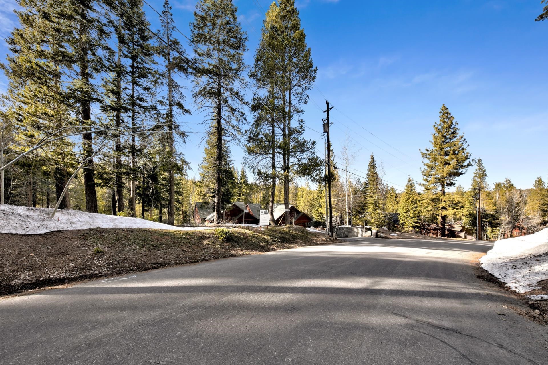 12800 Zurich Place, Truckee, CA, 96161