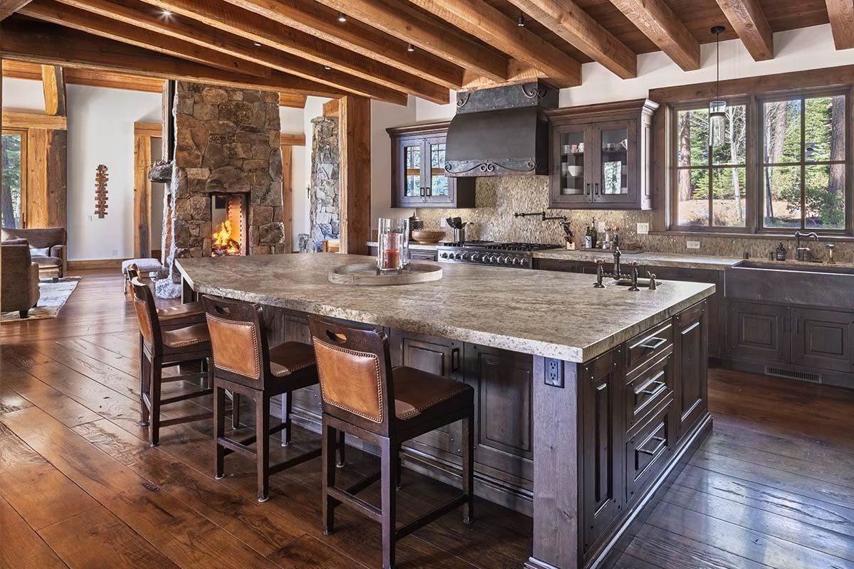 8186 Valhalla Drive, Truckee, CA, 96161