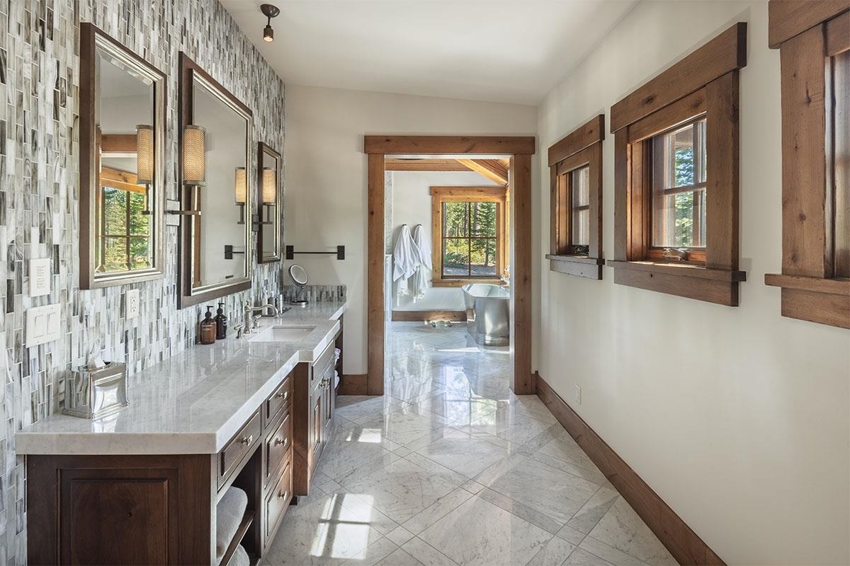 8186 Valhalla Drive, Truckee, CA, 96161