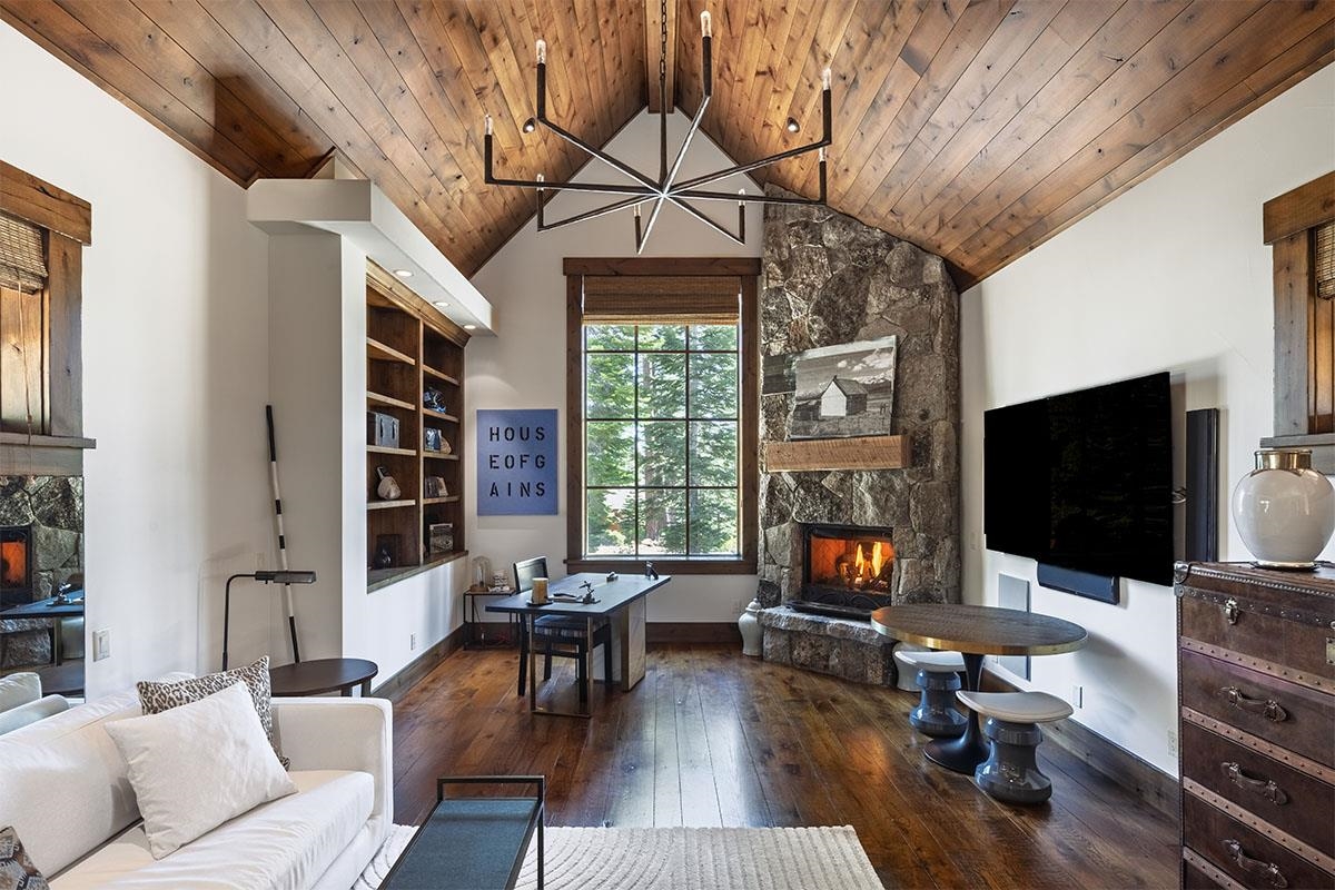 8186 Valhalla Drive, Truckee, CA, 96161