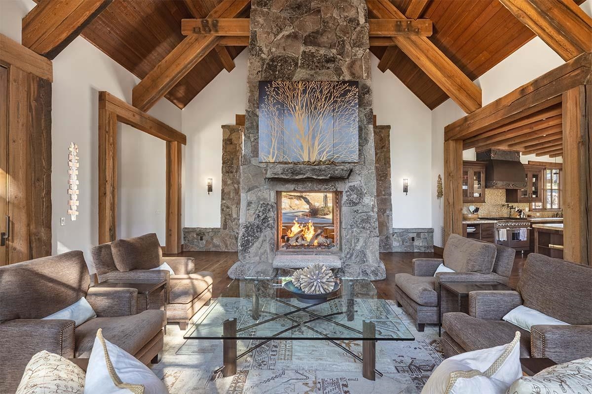 8186 Valhalla Drive, Truckee, CA, 96161