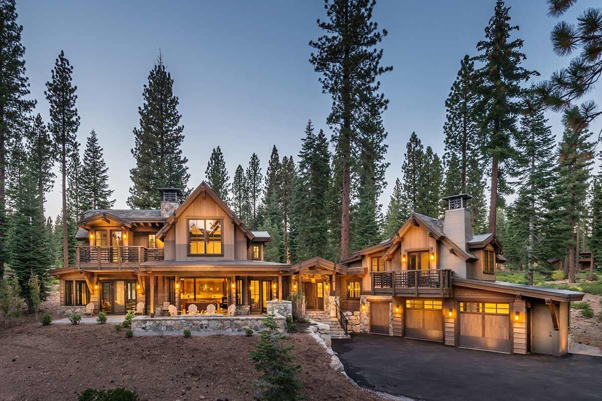 8221 Valhalla Drive, Truckee, CA, 96161