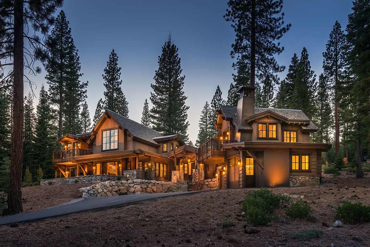 8221 Valhalla Drive, Truckee, CA, 96161