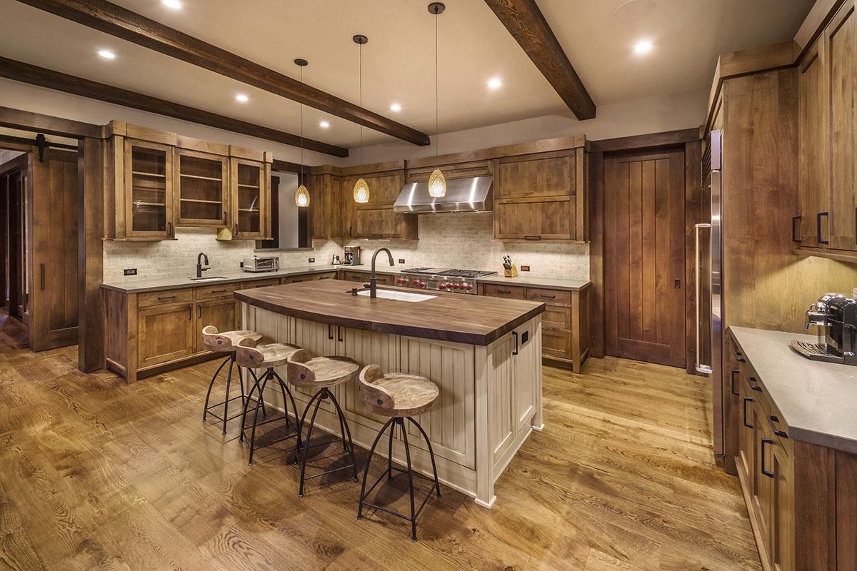 8221 Valhalla Drive, Truckee, CA, 96161