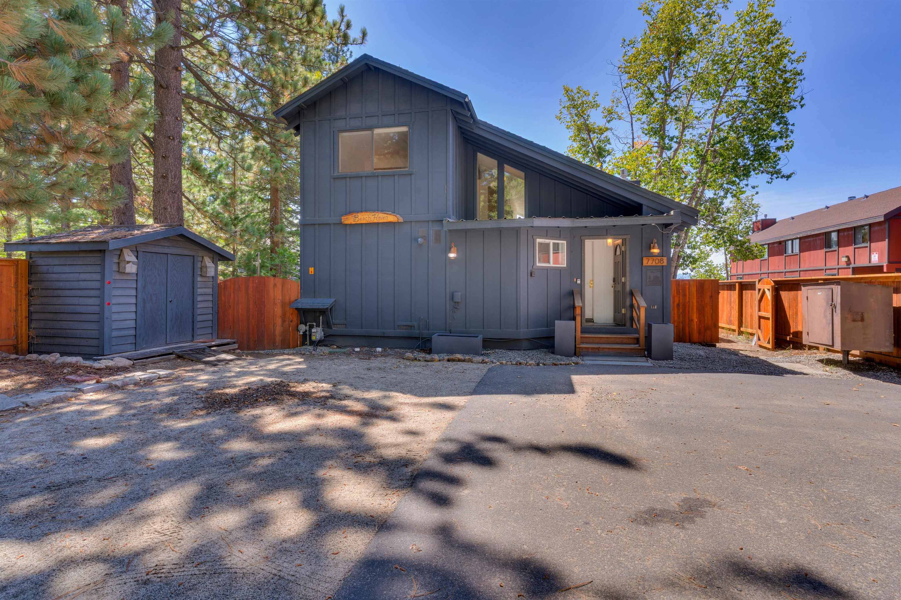 7708 North Lake Boulevard