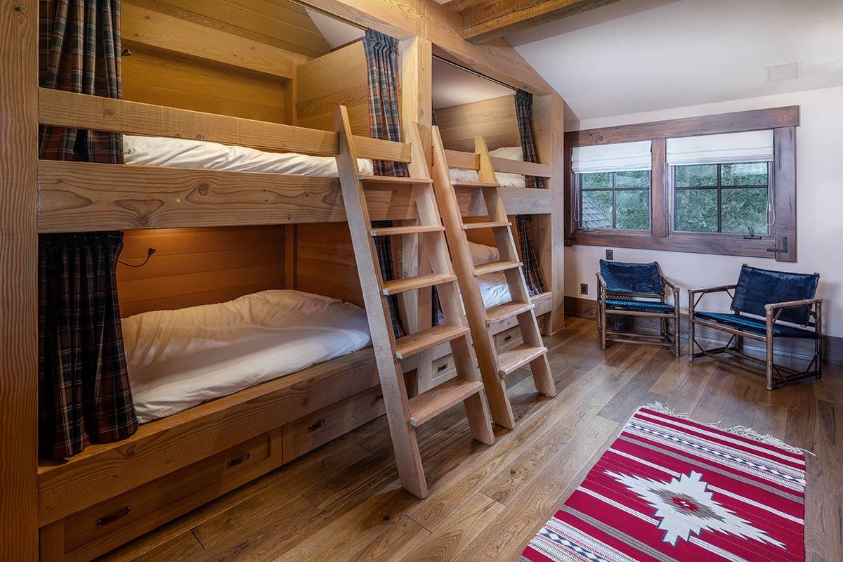 10250 Dick Barter, Truckee, CA, 96161