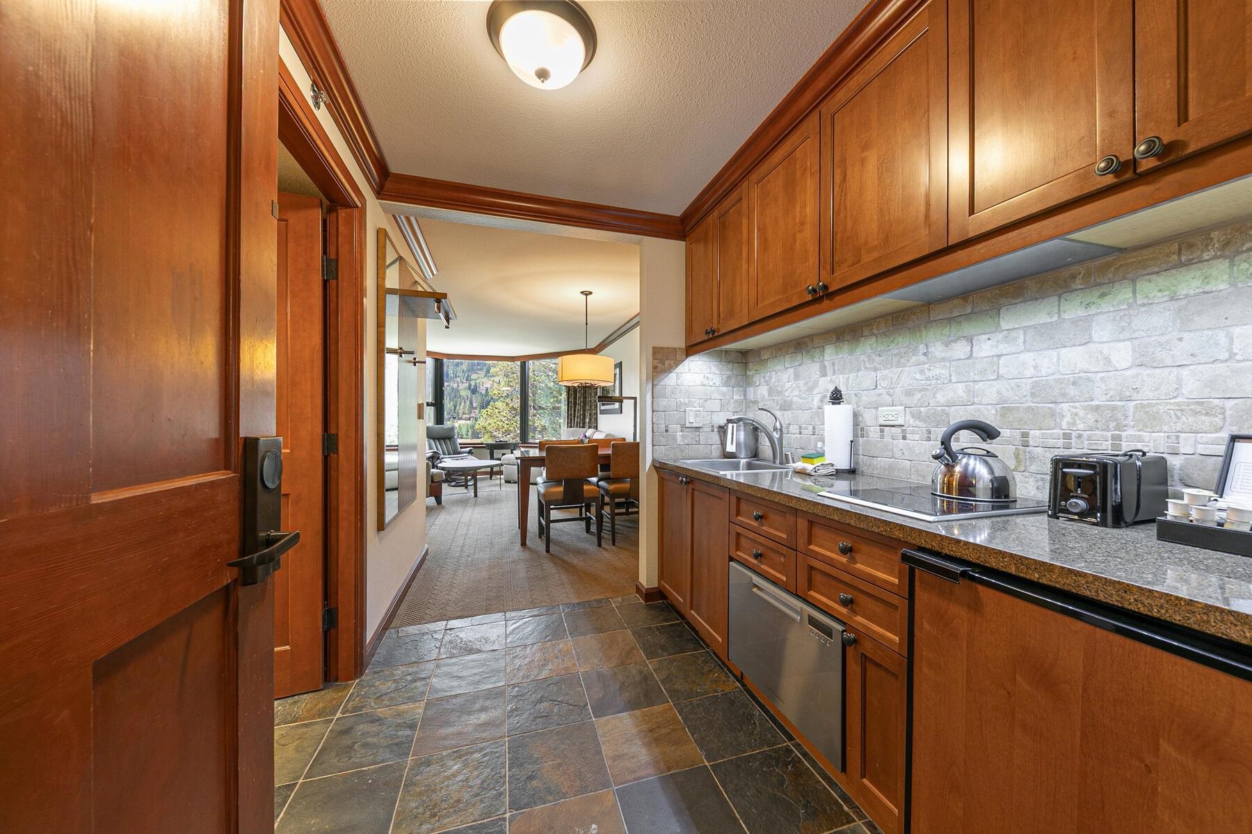 400 Resort Road #722-724