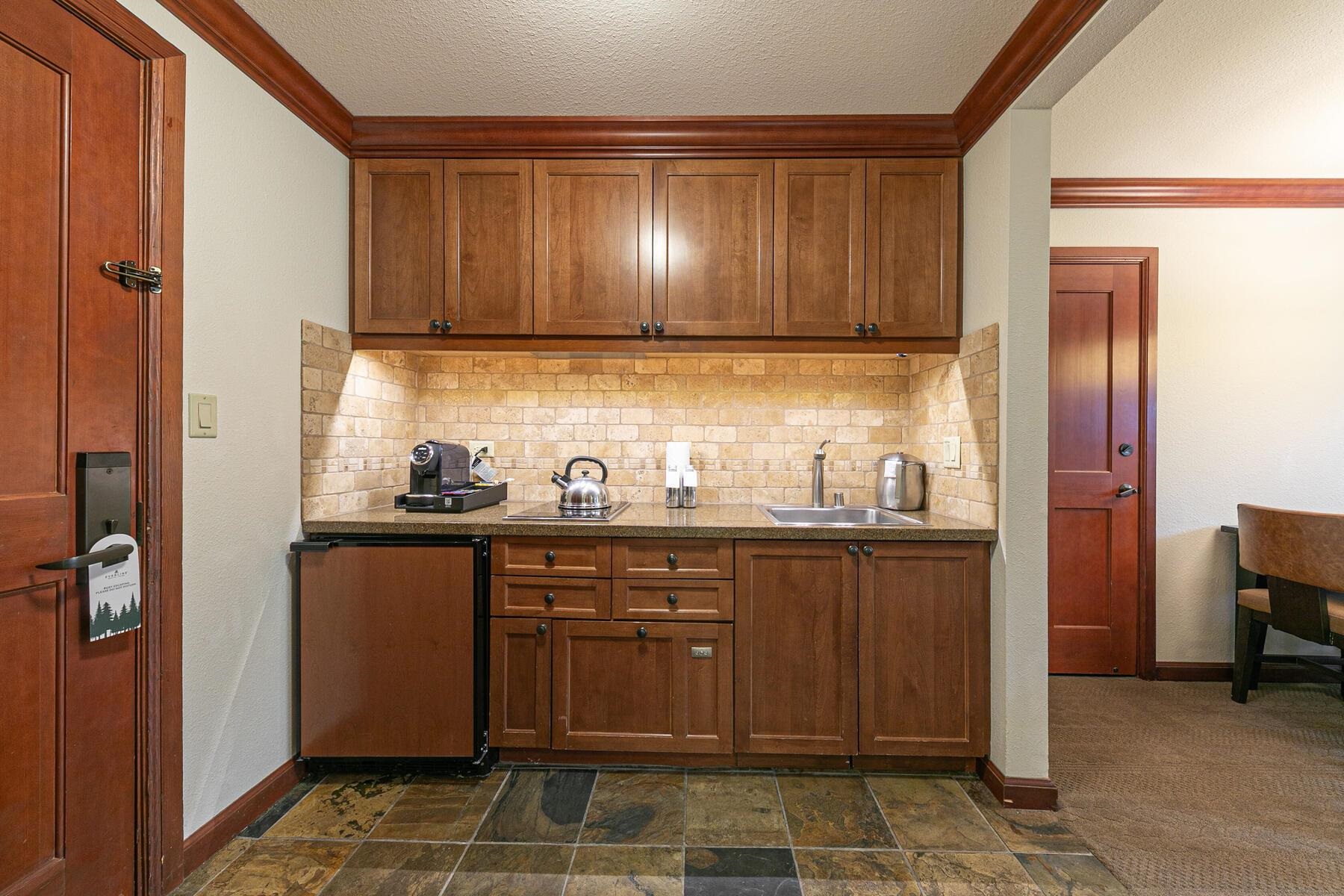 400 Resort Road #418-420