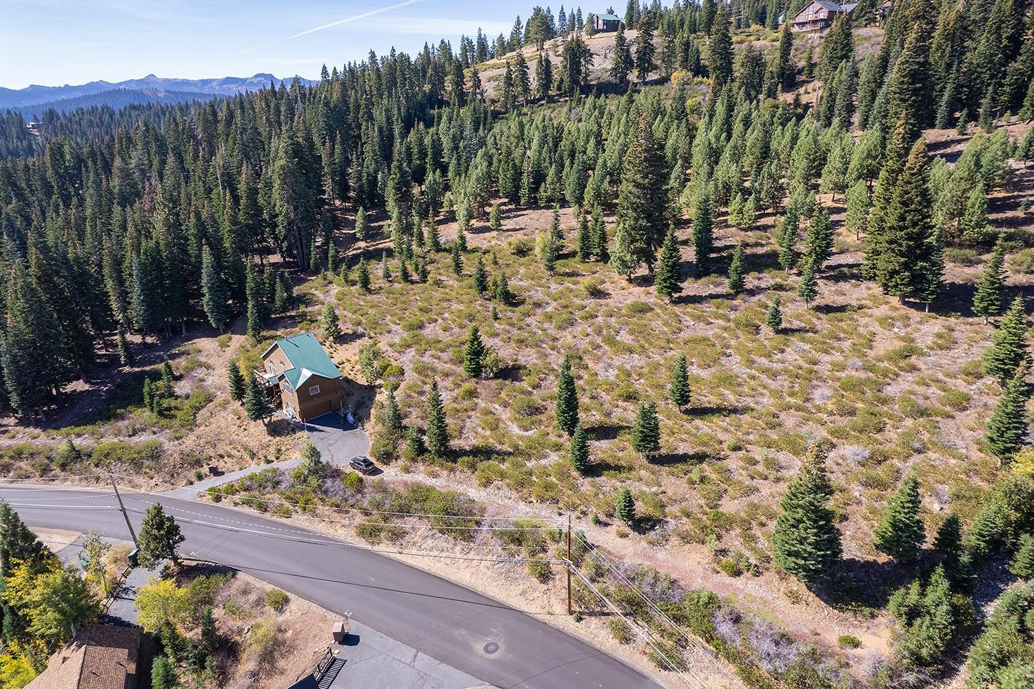 13038 Skislope Way, Truckee, CA, 96161-7031