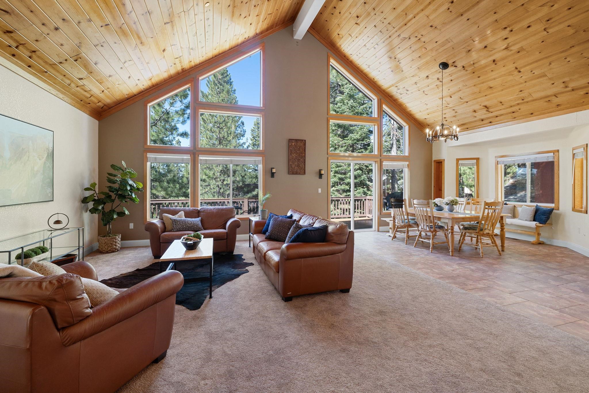 7773 Forest Glenn Drive
