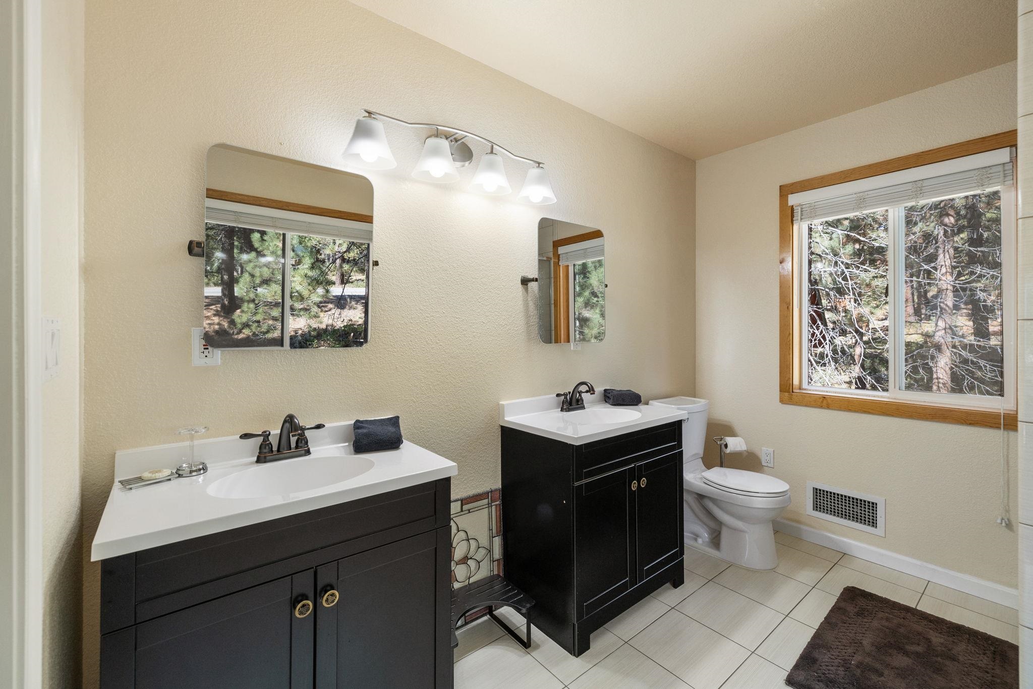 7773 Forest Glenn Drive