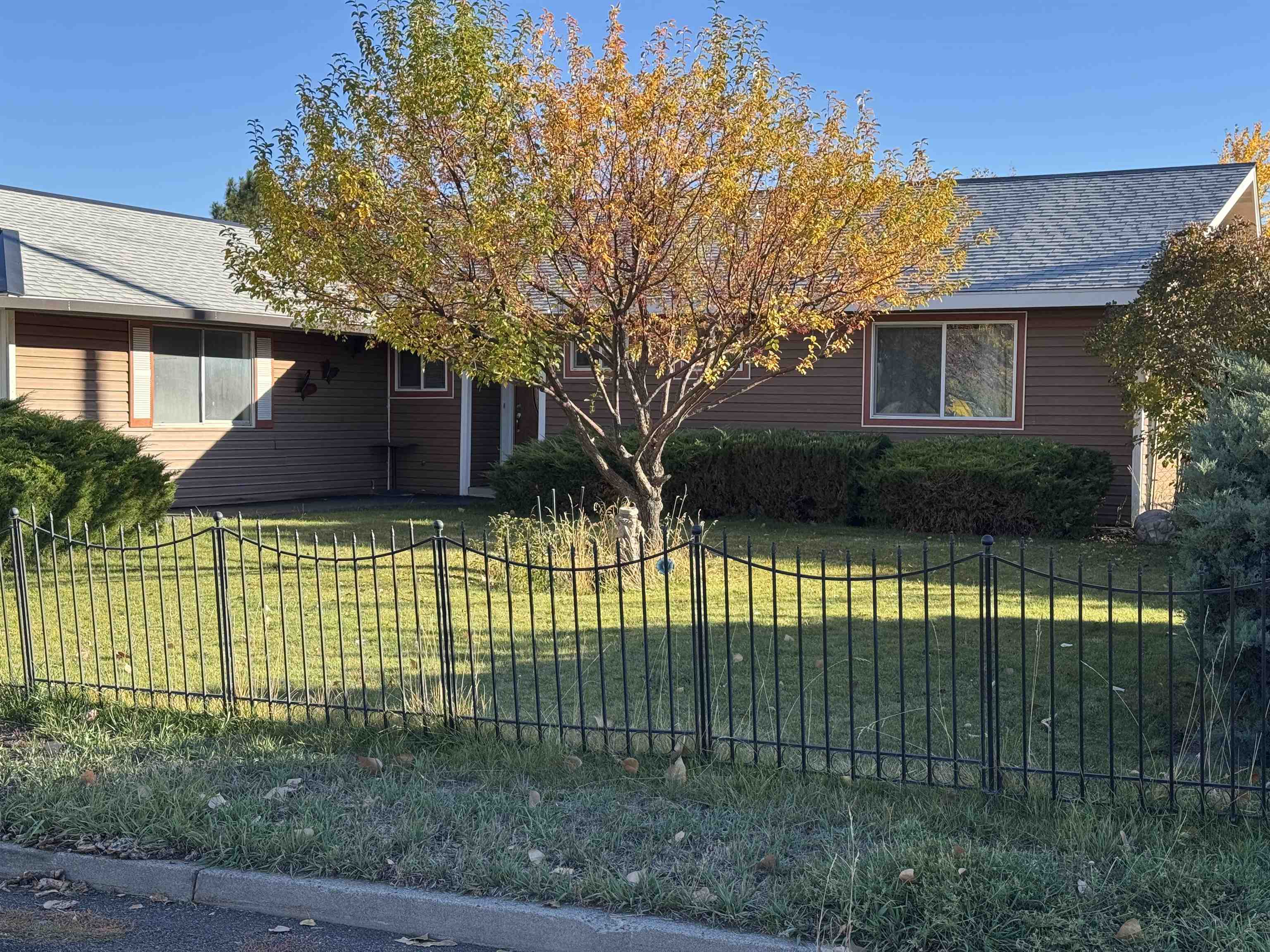 100 Patterson Avenue, Loyalton, CA, 96118