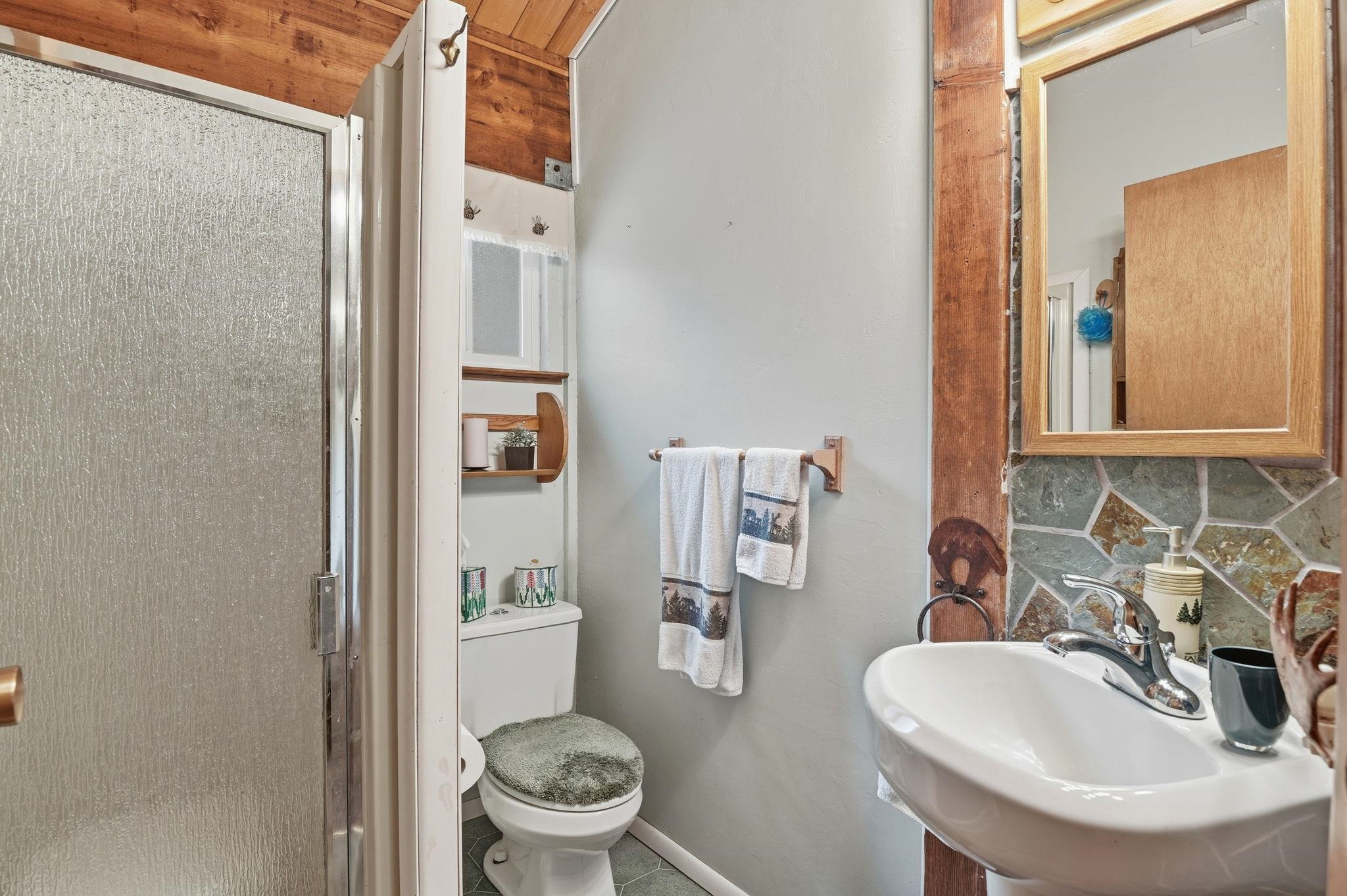 7112 10th Avenue, Tahoma, CA, 96142-0000