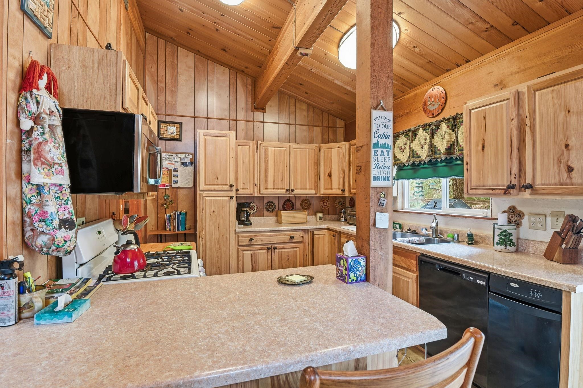 7112 10th Avenue, Tahoma, CA, 96142-0000