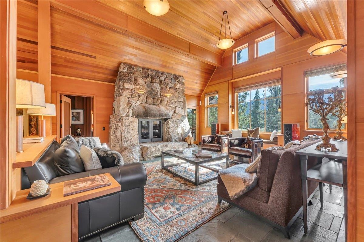260 Laura Knight, Truckee, CA, 96161